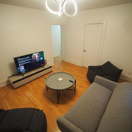 The Auditorium Suite Kitchener Extérieur photo