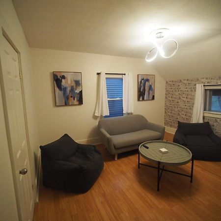 The Auditorium Suite Kitchener Extérieur photo